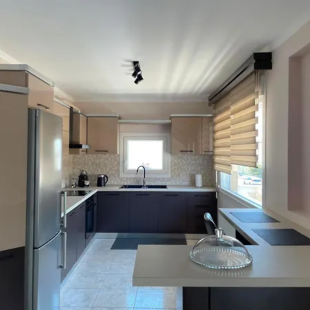 Aristides Guesthouse Krinidhes Exterior photo